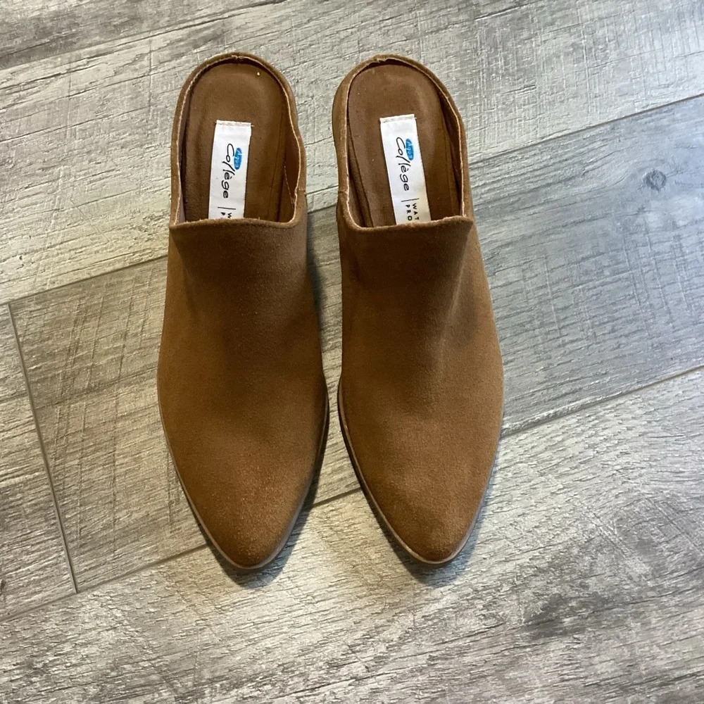 Aqua College Waterproof Mules Size 6M